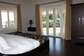 Farview Mountain Resort Villas Ooty Exterior foto